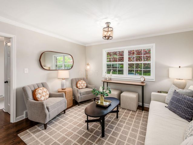 5989 Winstead Road, Columbus, OH 43235