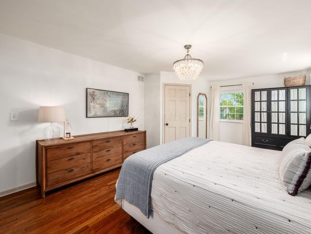 5989 Winstead Road, Columbus, OH 43235