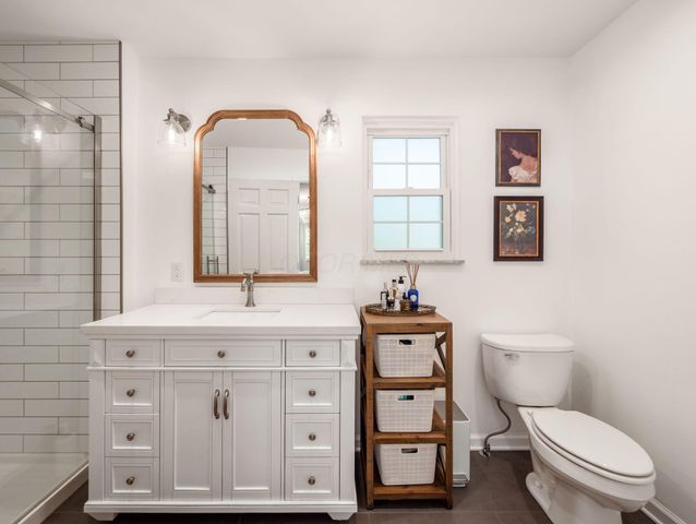5989 Winstead Road, Columbus, OH 43235