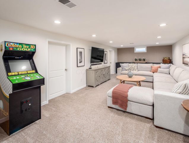5989 Winstead Road, Columbus, OH 43235