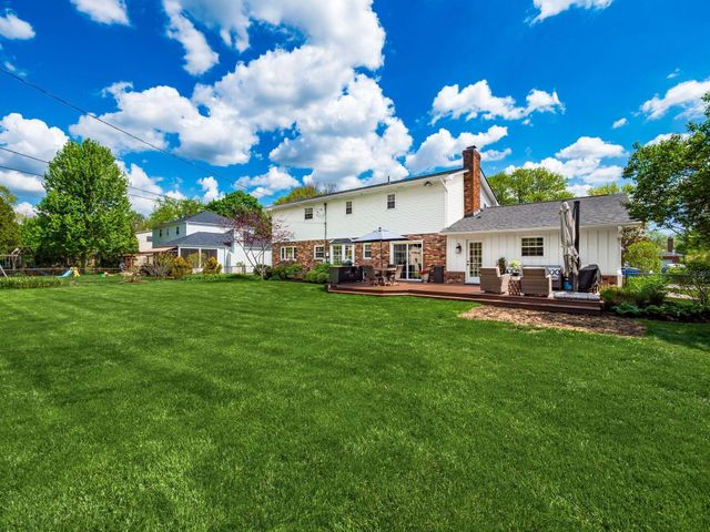 5989 Winstead Road, Columbus, OH 43235