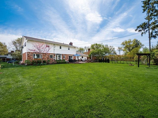 5989 Winstead Road, Columbus, OH 43235
