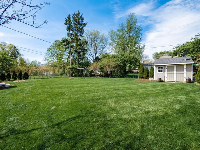 5989 Winstead Road, Columbus, OH 43235
