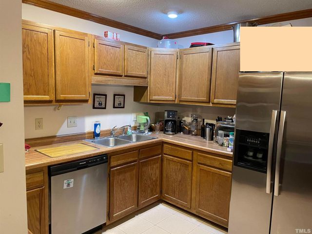 300 W Woodcroft Parkway 33d, Durham, NC 27713