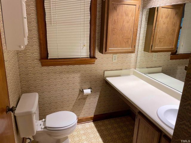 300 W Woodcroft Parkway 33d, Durham, NC 27713