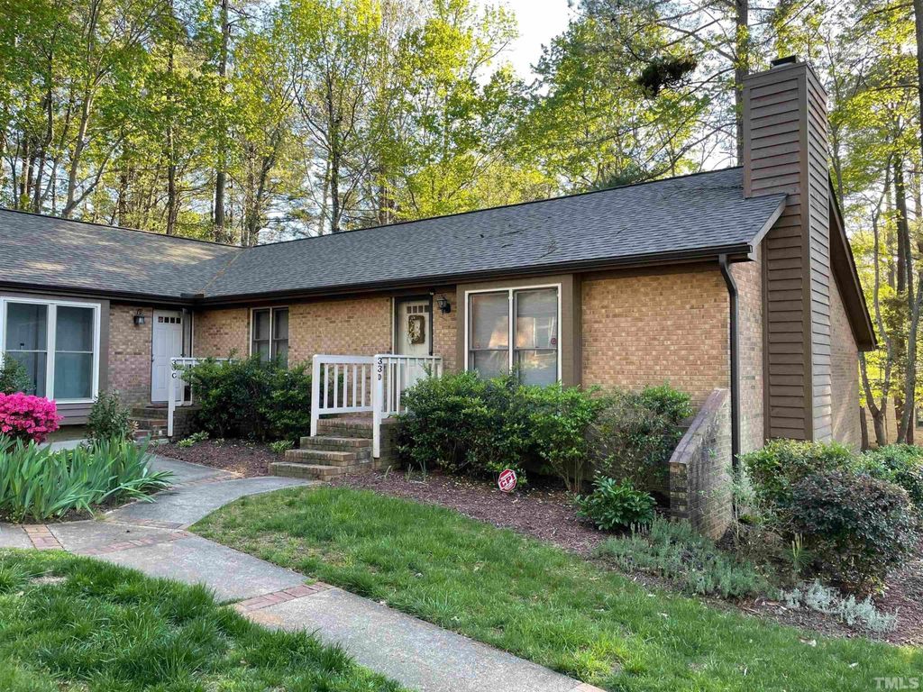 300 W Woodcroft Parkway 33d, Durham, NC 27713