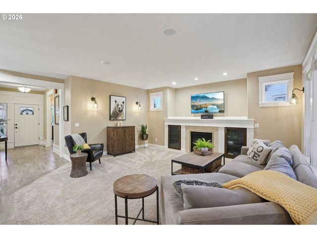 11417 Se NORWOOD Loop, Happy Valley, OR 97086