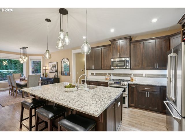 11417 Se NORWOOD Loop, Happy Valley, OR 97086