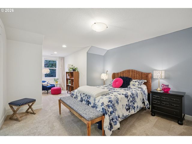 11417 Se NORWOOD Loop, Happy Valley, OR 97086