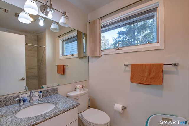 6 Spyglass Drive 6, Avon, CT 06001