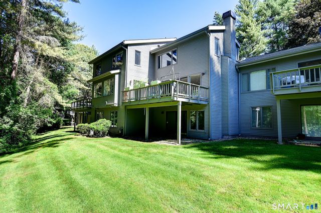 6 Spyglass Drive 6, Avon, CT 06001
