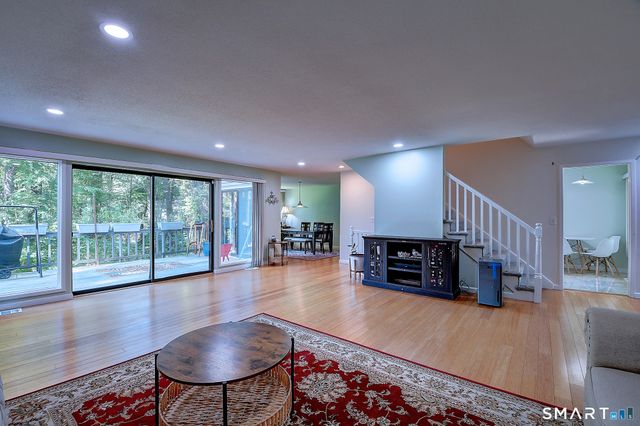 6 Spyglass Drive 6, Avon, CT 06001