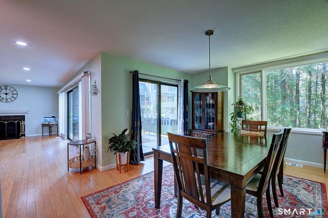 6 Spyglass Drive 6, Avon, CT 06001