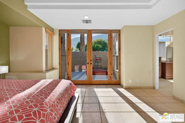 2622 N Girasol Avenue, Palm Springs, CA 92262