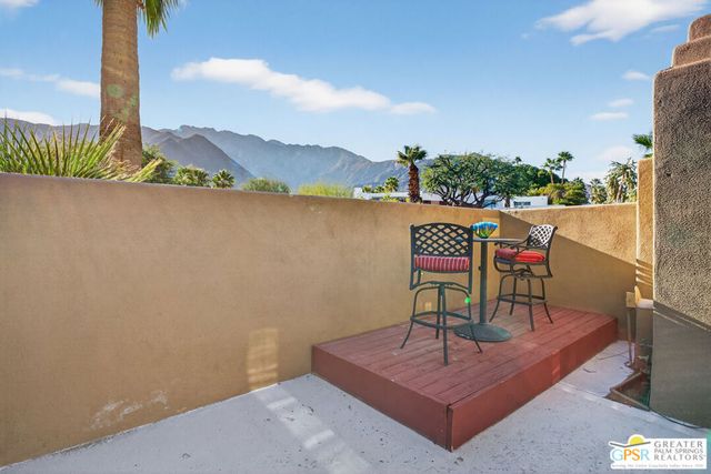 2622 N Girasol Avenue, Palm Springs, CA 92262