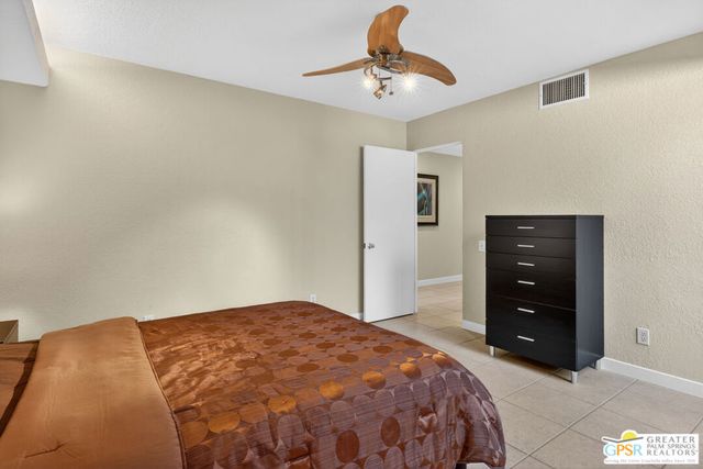 2622 N Girasol Avenue, Palm Springs, CA 92262