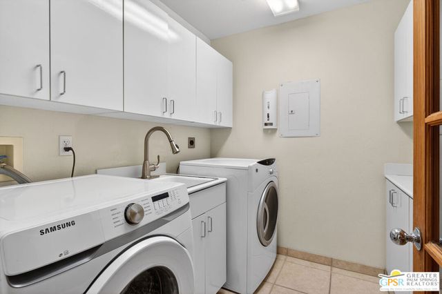 2622 N Girasol Avenue, Palm Springs, CA 92262