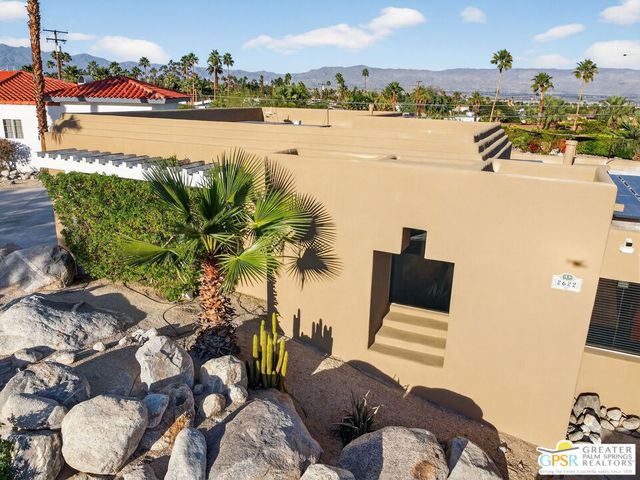2622 N Girasol Avenue, Palm Springs, CA 92262