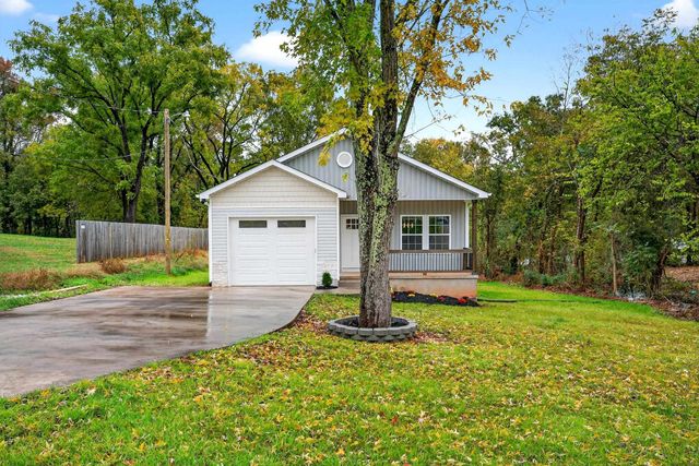 519 S Shamrock Avenue, Landrum, SC 29356