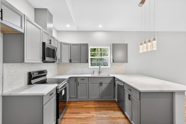 519 S Shamrock Avenue, Landrum, SC 29356