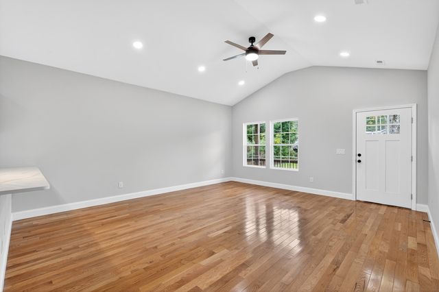 519 S Shamrock Avenue, Landrum, SC 29356