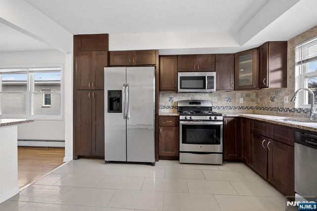 437 2nd Street, Palisades Park, NJ 07650