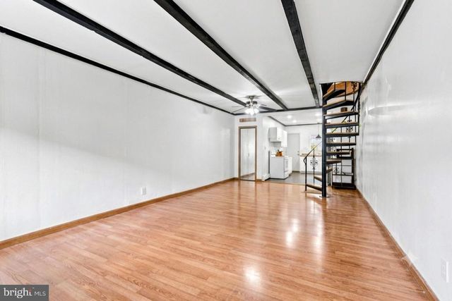 2213 S WOODSTOCK ST, Philadelphia, PA 19145