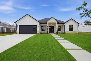 6404 Camp Bowie Boulevard, Fort Worth, TX 76116