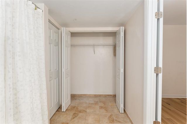 2360 SW ARCHER ROAD 204, Gainesville, FL 32608
