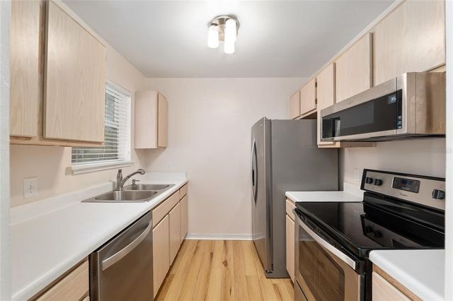 2360 SW ARCHER ROAD 204, Gainesville, FL 32608