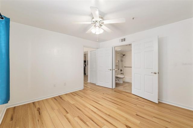 2360 SW ARCHER ROAD 204, Gainesville, FL 32608