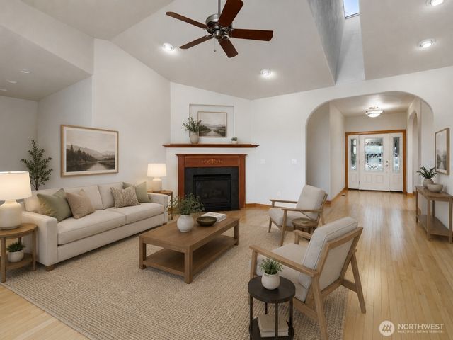 1810 Island View Place, Anacortes, WA 98221