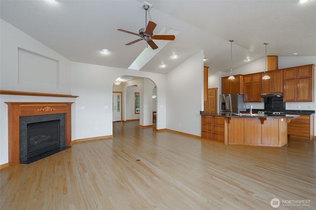 1810 Island View Place, Anacortes, WA 98221