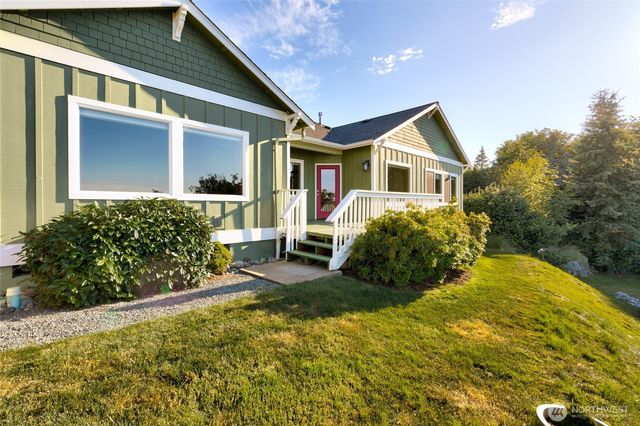 1810 Island View Place, Anacortes, WA 98221