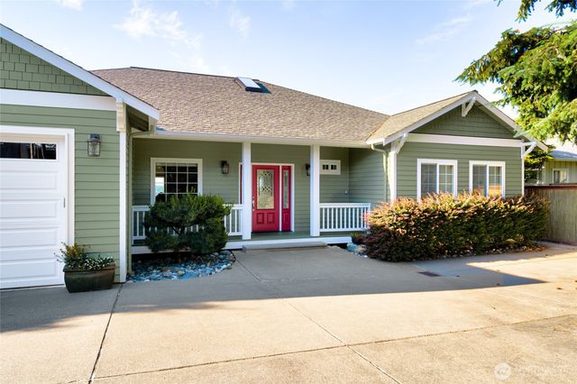 1810 Island View Place, Anacortes, WA 98221
