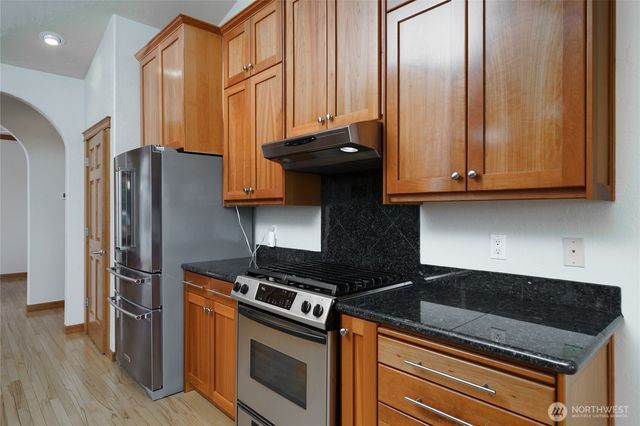 1810 Island View Place, Anacortes, WA 98221
