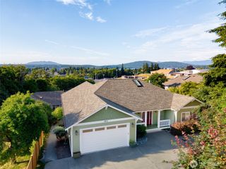 1810 Island View Place, Anacortes, WA 98221