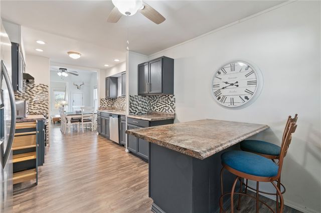 1210 Fairmont Ave, Harrison Twp, PA 15065