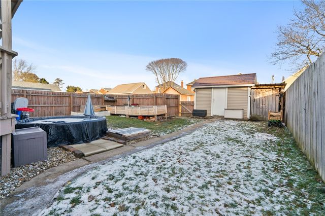 1210 Fairmont Ave, Harrison Twp, PA 15065