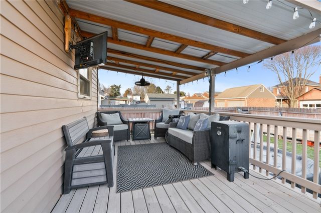 1210 Fairmont Ave, Harrison Twp, PA 15065