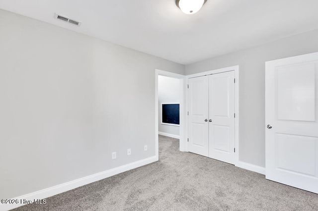 173 N Palm Drive, Winnabow, NC 28479