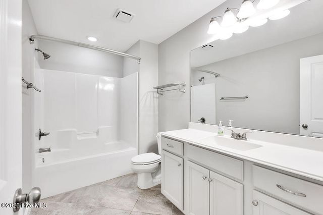 173 N Palm Drive, Winnabow, NC 28479