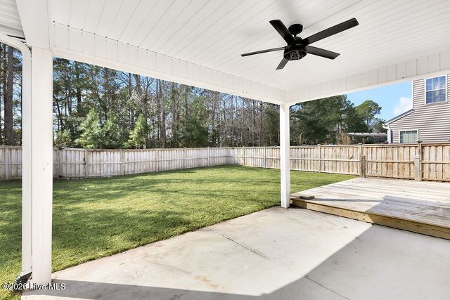 173 N Palm Drive, Winnabow, NC 28479