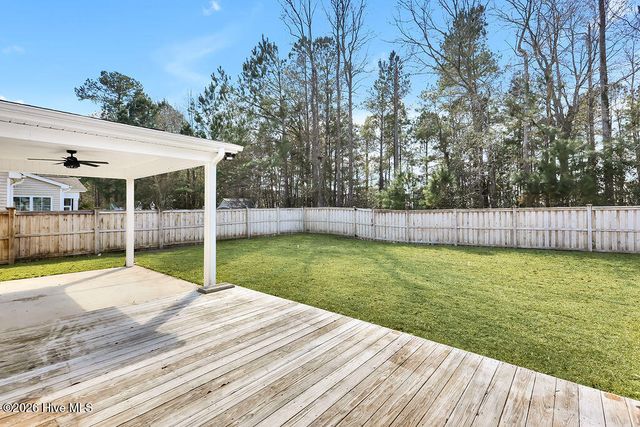 173 N Palm Drive, Winnabow, NC 28479