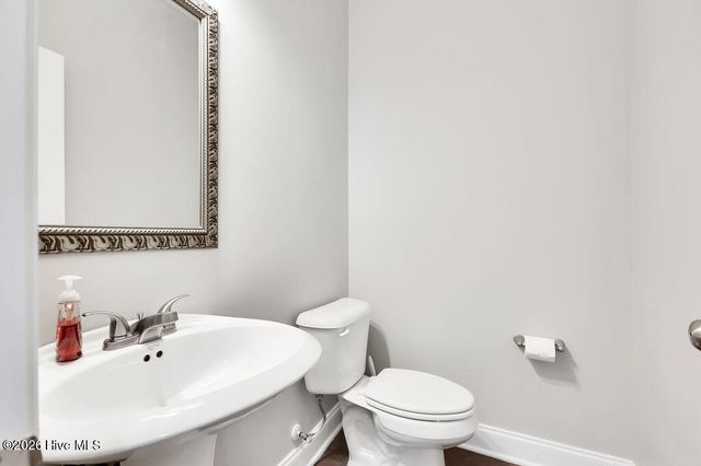 173 N Palm Drive, Winnabow, NC 28479