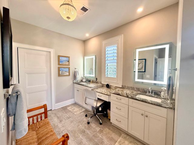 125 East Bay St., Georgetown, SC 29440