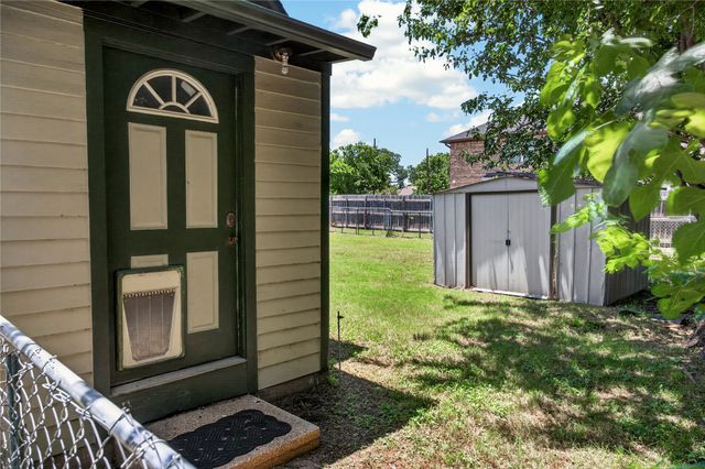 203 Plum Street, Sanger, TX 76266