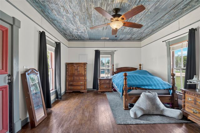 203 Plum Street, Sanger, TX 76266