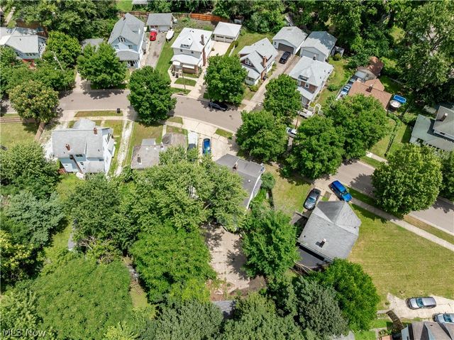 228 Para Avenue, Akron, OH 44305