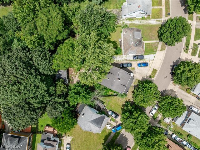228 Para Avenue, Akron, OH 44305